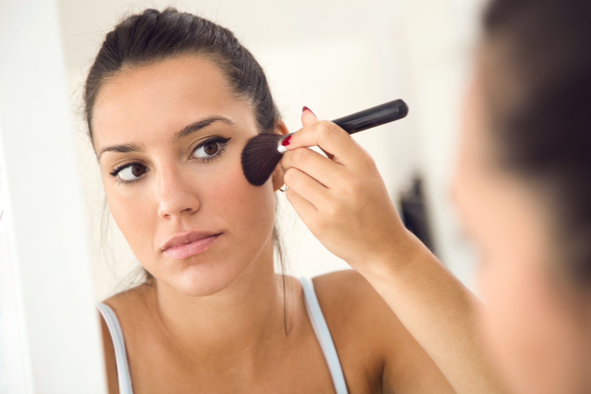 Beleza em movimento: como adaptar sua rotina de skincare à correria da cidade