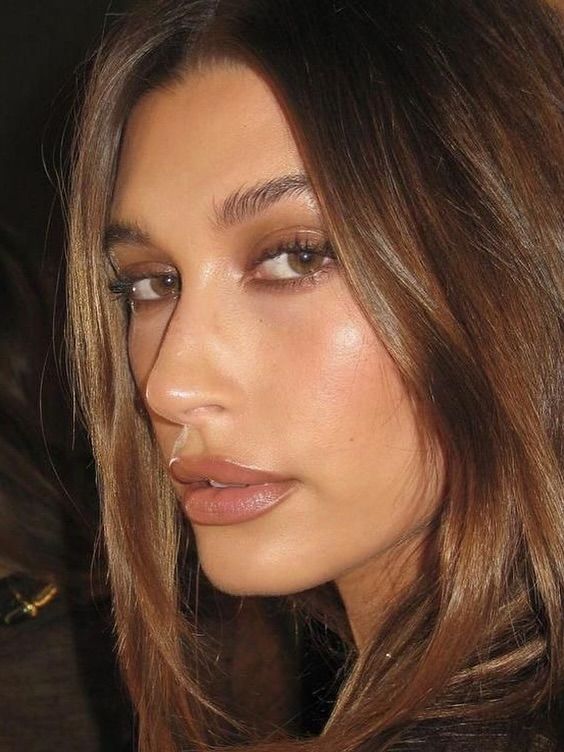 Toasty Makeup: o visual “aquecido” do verão e como recriar com o Stick 3 em 1 de Águas de Ipanema