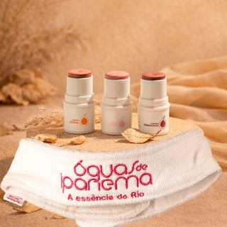 Kit Base Stick Facial FPS 99 15g + Stick Make 3 em 1 Batom, Blush e Sombra FPS 99 5g + Ganhe 1 Faixa Skincare atoalhada